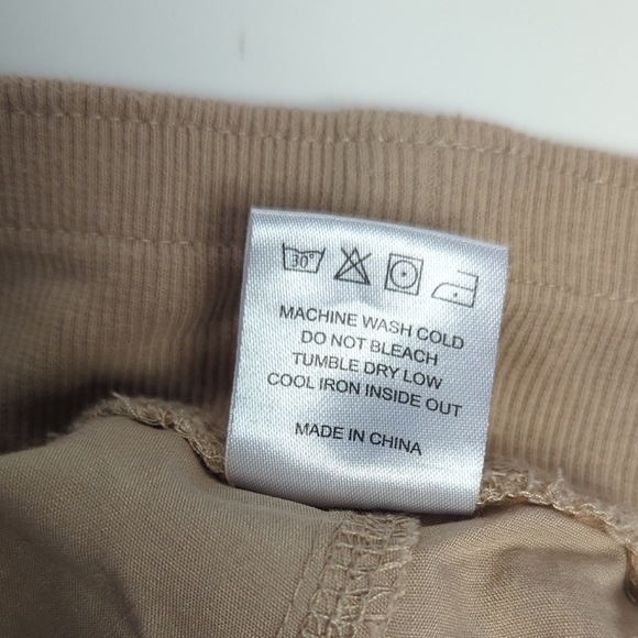 19979 Mofiz Cargo Track Jogger Capri Pant Tan size Medium y2k casual travel - Picture 10 of 10